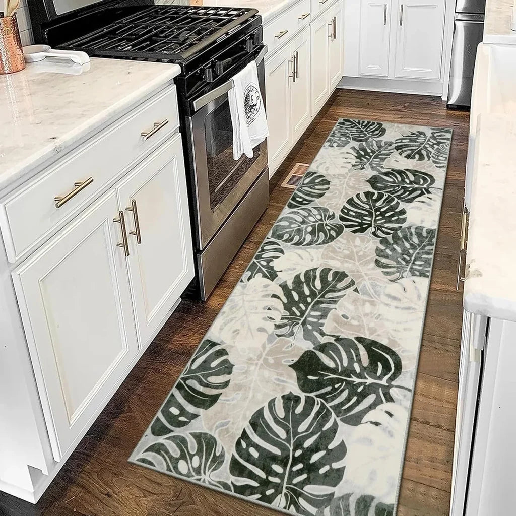 Tapis de couloir motif feuilles et fleurs